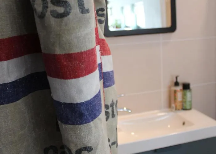 Bed and Breakfast Het Aambeeld 3*